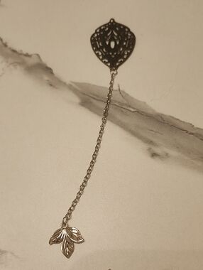 Hand Crafted Silver Leaf Pendant Bookmark